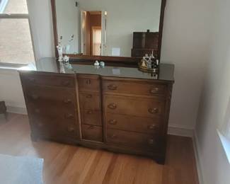 Dresser with glass top, Mirror included dresser60"w 21"D 36"H Mirror 48"w 38"H