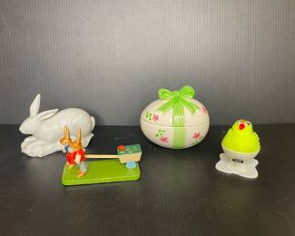 Vintage Easter decor