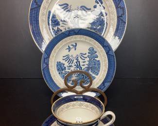 Nikko Ironstone Japan Double Phoenix dinnerware set