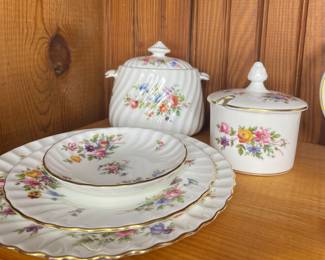 Minton Marlow Bone China Dinnerware set floral gold trim