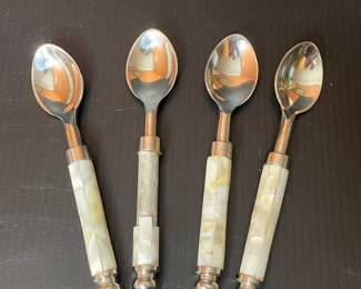 Mother of pearl spoon set
