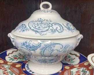 Vintage ceramic tureen