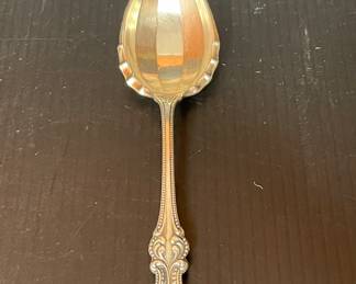 Sterling silver spoon Old Colonial pattern by Towle