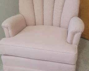 Mastercraft Swivel Rocker