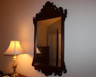 Henkel Harris federal style mahogany mirror, 45" h x 26" w