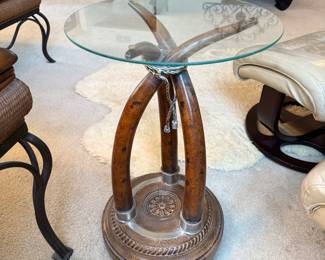 3-tusk round side table