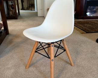 kid size chair