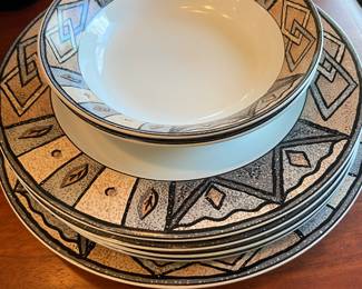Furio Home 'Madrid' Dishes