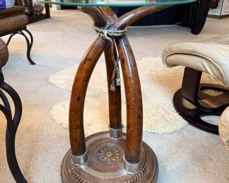 3-tusk round side table