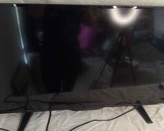 36 Inch Insignia TV