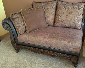 Fainting Couch - New w/ pillows 