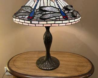 Tiffany Style Dragonfly Table Lamp 