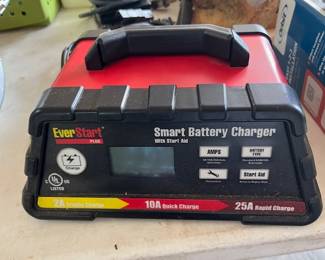 Like new battery charger