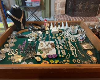 Looking in to the jewelry case