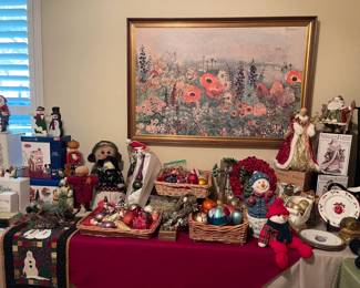 Lots of good vintage Christmas