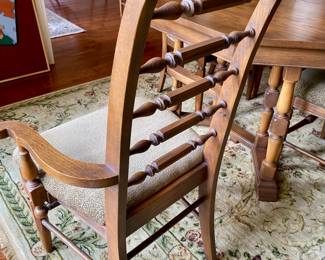 Unique Vintage Dinning Table with two leaves (in table in pic) and 6 very interesting chairs (2 Captain)
Available for Pre Sell