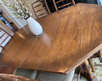 Unique Vintage Dinning Table with two leaves (in table in pic) and 6 very interesting chairs (2 Captain)
Available for Pre Sell