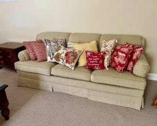 Pennsylvania house sofa is available for pre-sell. It is very clean and very comfortable. Is also upstairs.