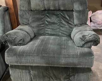 2 green oversized recliners and a sofa. Sold as a set. 