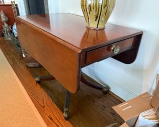 Duncan Phyfe Drop Leaf Pembroke table