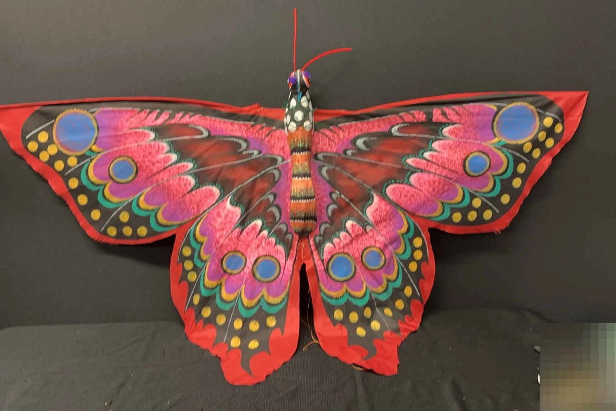  01 Handmade Butterfly Silk Kite