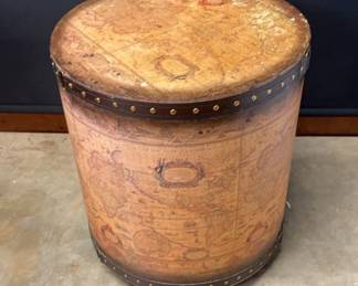 Round End Table With Storage 