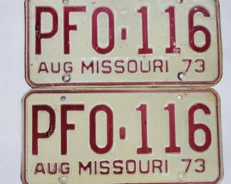 1973 Matching MO License Plate Set