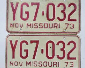 1973 Matching MO License Plate Set
