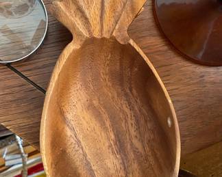 Monkeypod Pineapple Dish