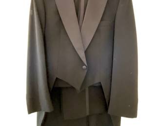 Men's Tuxedo w/ Tails