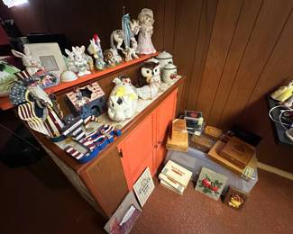 Holiday Decor and tobacco boxes