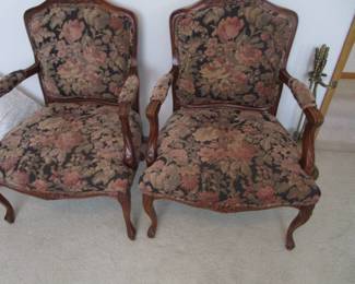 2 Louis XV chairs made in Italy with tapestry fabric