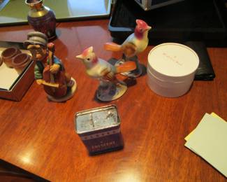 Hummel, ceramic vintage birds