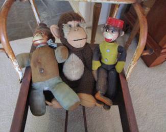 The cutest vintage monkey's