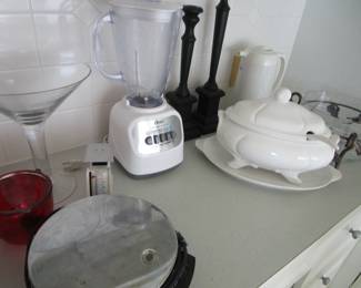 More kitchen