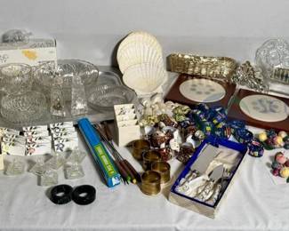 Tableware Set with Cake Serving Set, Napkin Rings, Crystal Bowl and More
