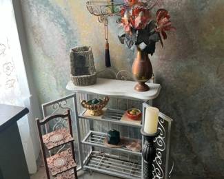 Assorted Home Decor