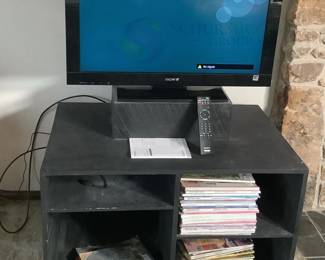Sony Bravia 32" LCD TV, Model KDL-32XBR9, Full HD 1080p
