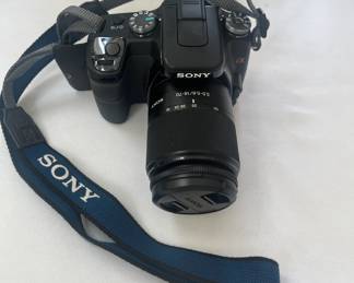Sony Alpha100 Digital SLR Camera