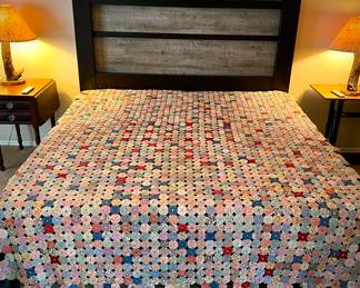 Please note: the Yo-yo quilt will have a reserve price. 
Rejuven8 Adjustable Bed with Purple Mattress
Wireless base by Denver Mattress (Model AB-APRJ82TX) featuring Zero Gravity, massage with adjustable intensity, programmable memory settings, and under-bed lighting. Includes working wireless remote.
Topped with a premium Purple® mattress