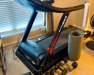 Smooth Fitness 8.35 Treadmill - great condition, great reviews - https://www.treadmillreviews.net/smooth-8-35-treadmill-folding/