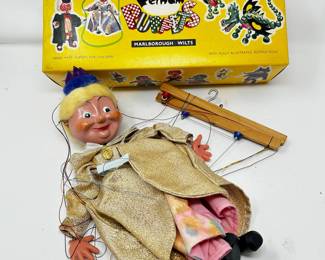 Pelham Puppets marionette
