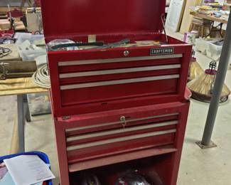 red tool chest