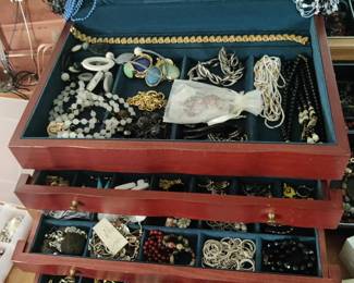 assorted necklaces