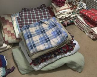 blankets sheet sets