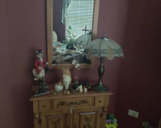Vintage table, vintage mirror, painted lamp, fox collectables, collectables