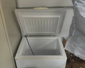 freezer chest