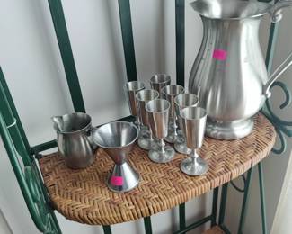drinkware