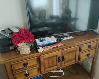 Buffet cabinet, coffee pot, flat screen TV, Bose system