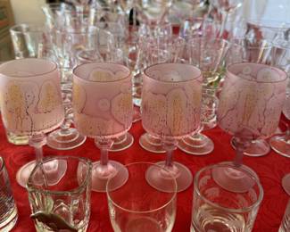 Assorted mid-20th century glassware